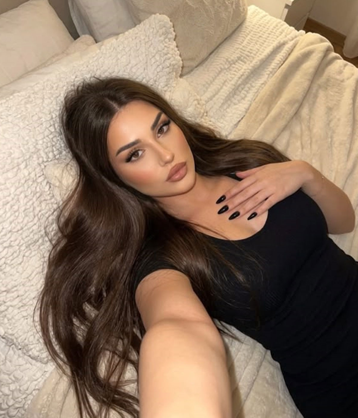 Russian Call Girls Sushant Golf City